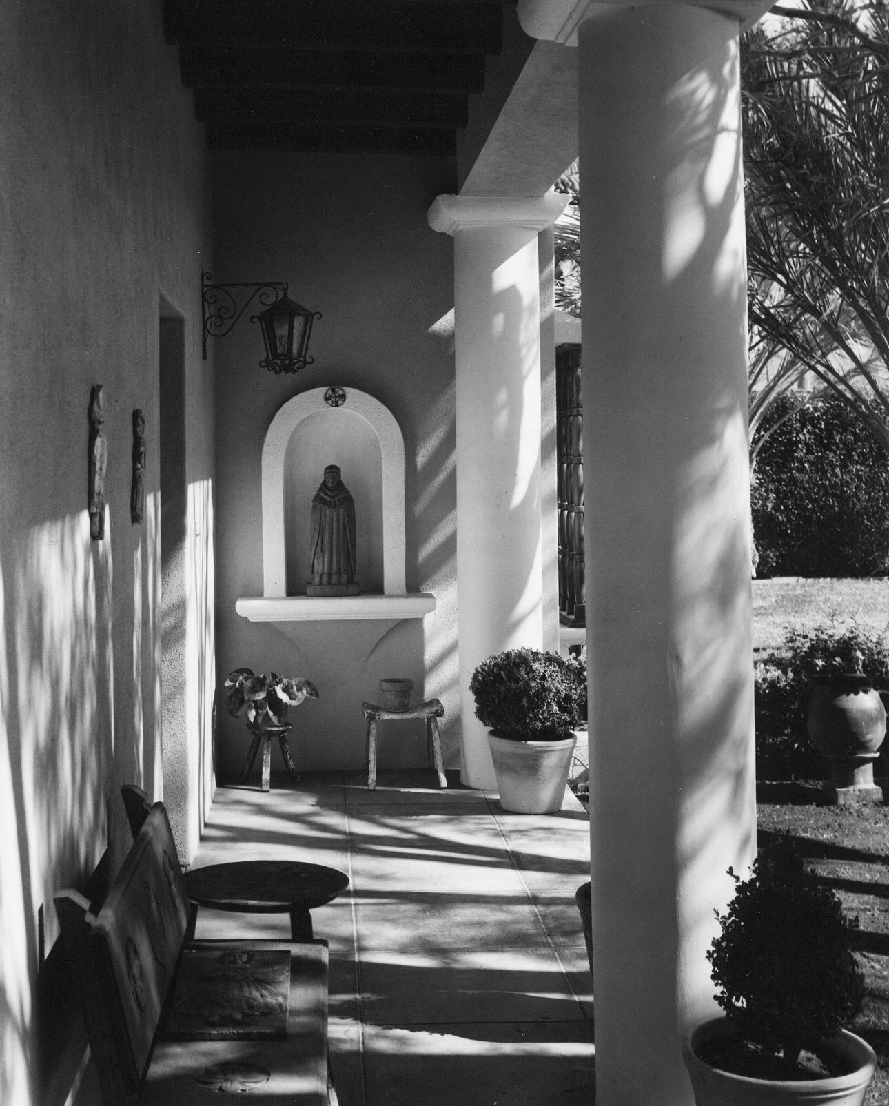 1965 Tucson home photos: Spanish themes throughout